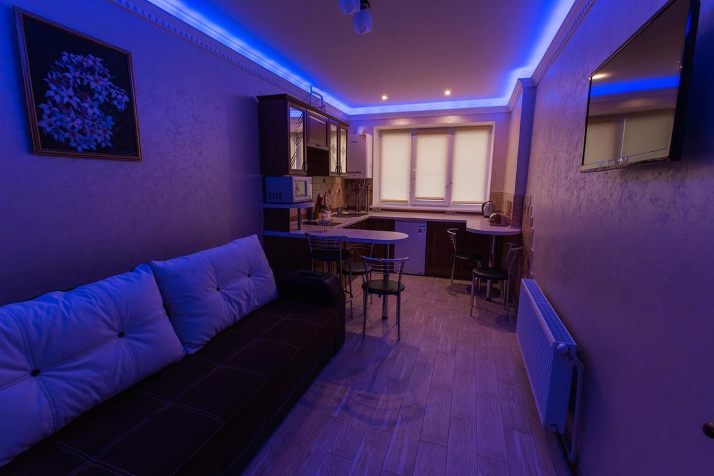 Modern apartment on Akademika Sakharova 27a Ivano-Frankivsk Exteriör bild
