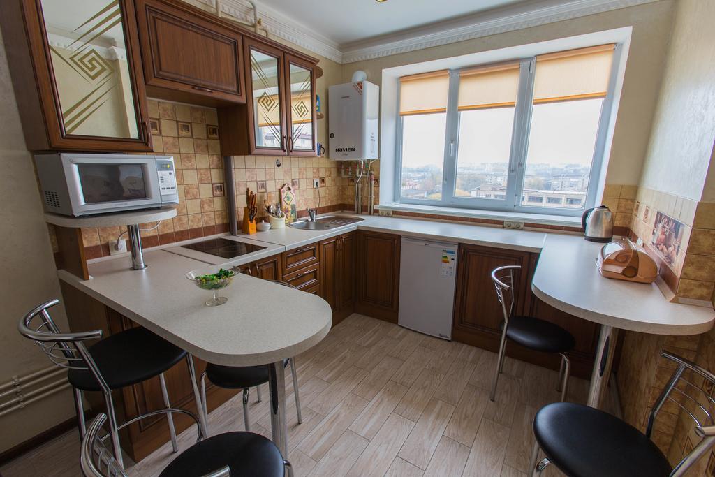 Modern apartment on Akademika Sakharova 27a Ivano-Frankivsk Exteriör bild