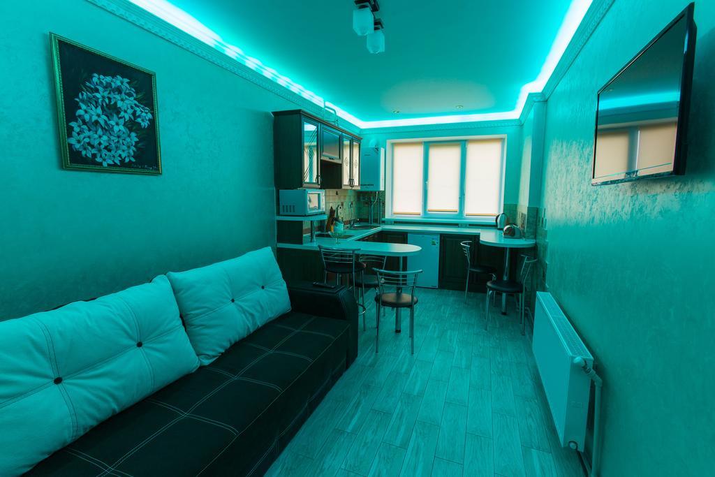 Modern apartment on Akademika Sakharova 27a Ivano-Frankivsk Exteriör bild